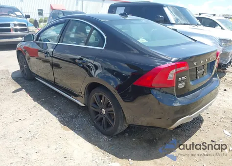 2011 Volvo S60 T6 из США, поврежденный, VIN YV1902FHXB2019396